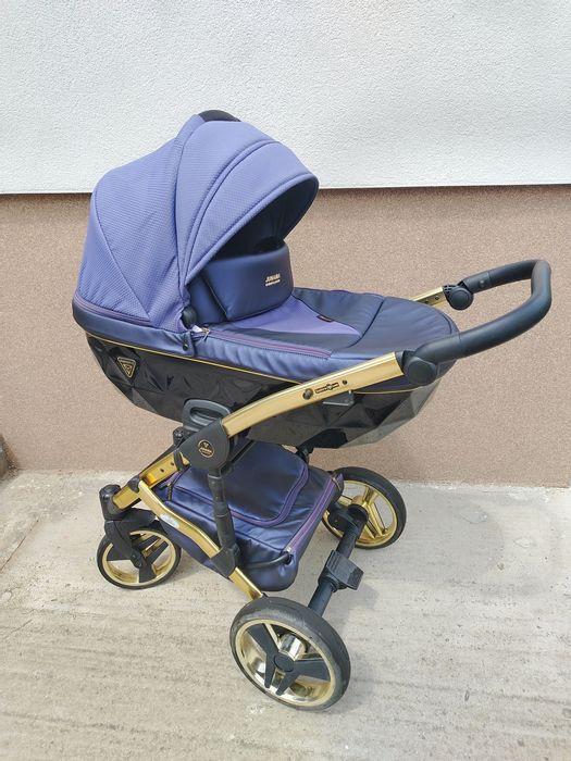 Бебешка количка Junama Diamond