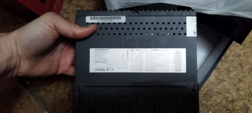 Автомагнитола aura venom