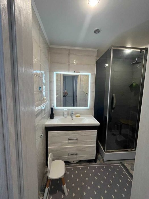 продаю двухкомнатную квартиру