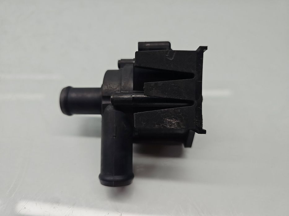 Pompa recirculare apa AUDI A4 (8K2, B8) [Fabr 2008-2015] 8K0965561A 2.