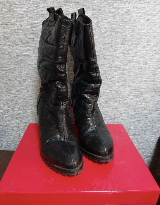 Продам зимние сапожки