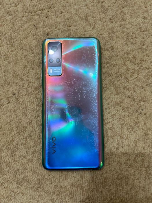 Обмениваю телефон!