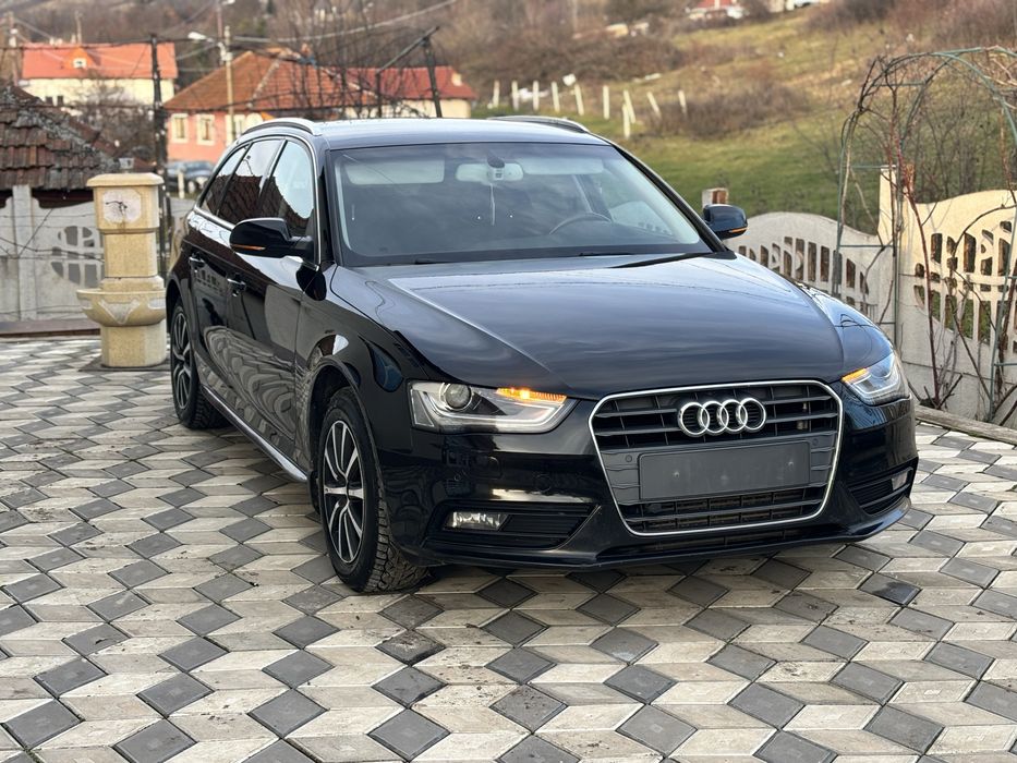 Audi A4 B8.5 S-Line Full led Asistenta Faza lumga 2.0TDI Euro 5
