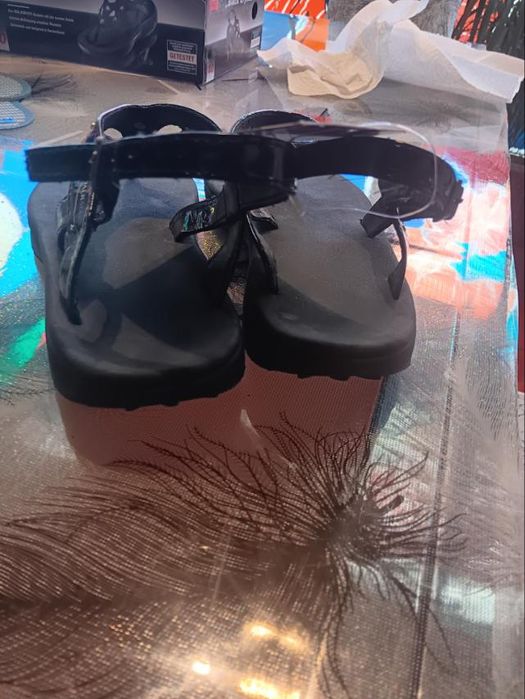 Дамски сандали НОВИ, черни