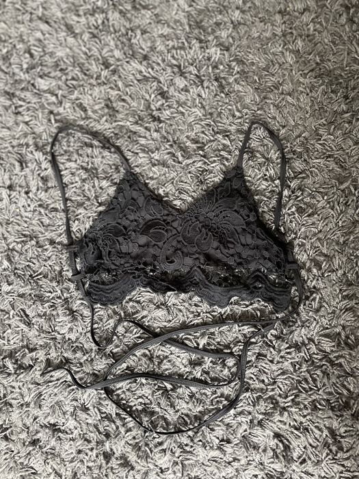 Vand topuri de vara si bluzite