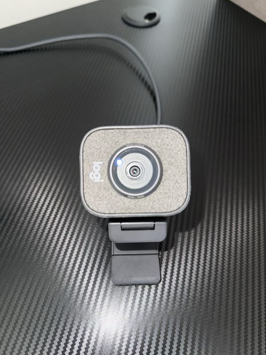 Веб-камера Logitech StreamCam