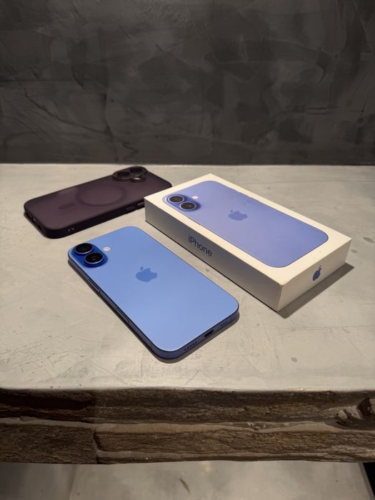 КАТО ЧИСТО НОВ Iphone 16, 100% батерия Ultramarine