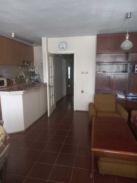 Продава се Тристаен апартамент в Стара Загора, Център - 100 кв.м за 1230 €/кв.м - Снимка #1
