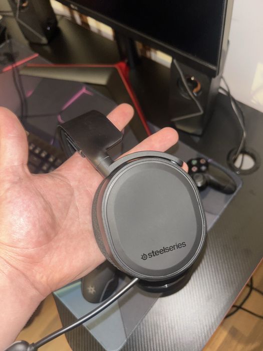Casti SteelSeries Arctics 3