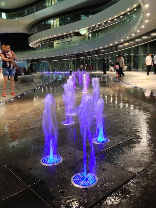 Шаршара Фантан Вадапад Фонтан ва Водопад Хай Тек сиз ХОХЛАГАН ДИЗАЙНДА