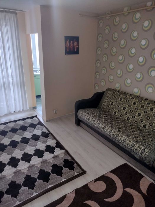 Inchiriez (ofer) garsoniera mobilata, 290 Euultracentral, conf. 1, etaj 6 din 9, utilata complet cu centrala proprie