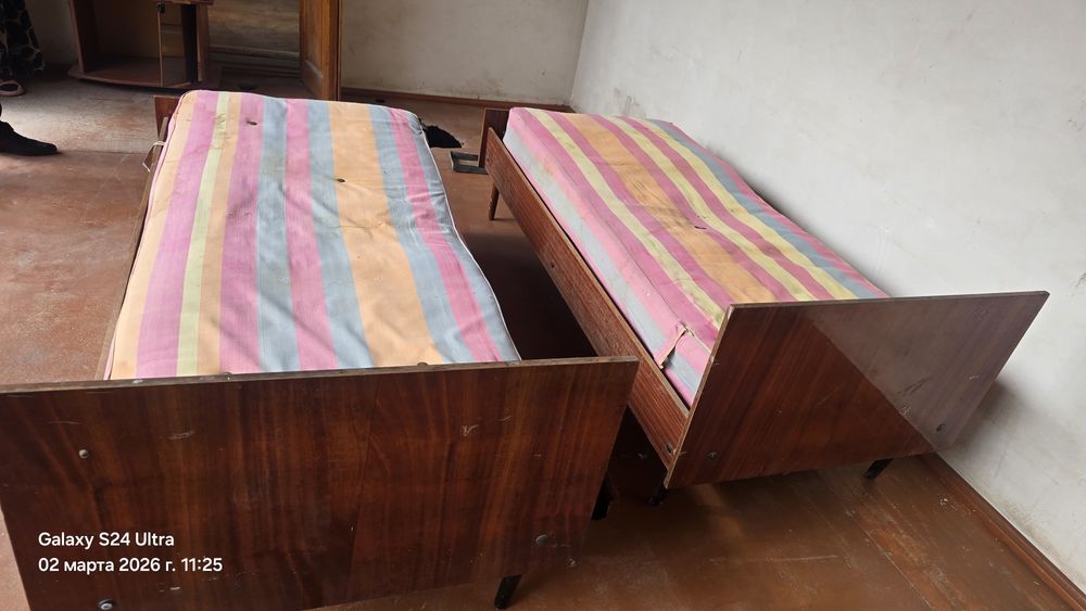 Продаётся кровать