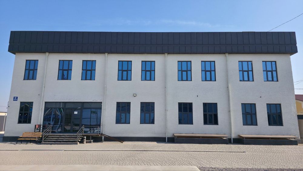 В аренду готовый административный комплекс - 3 здания