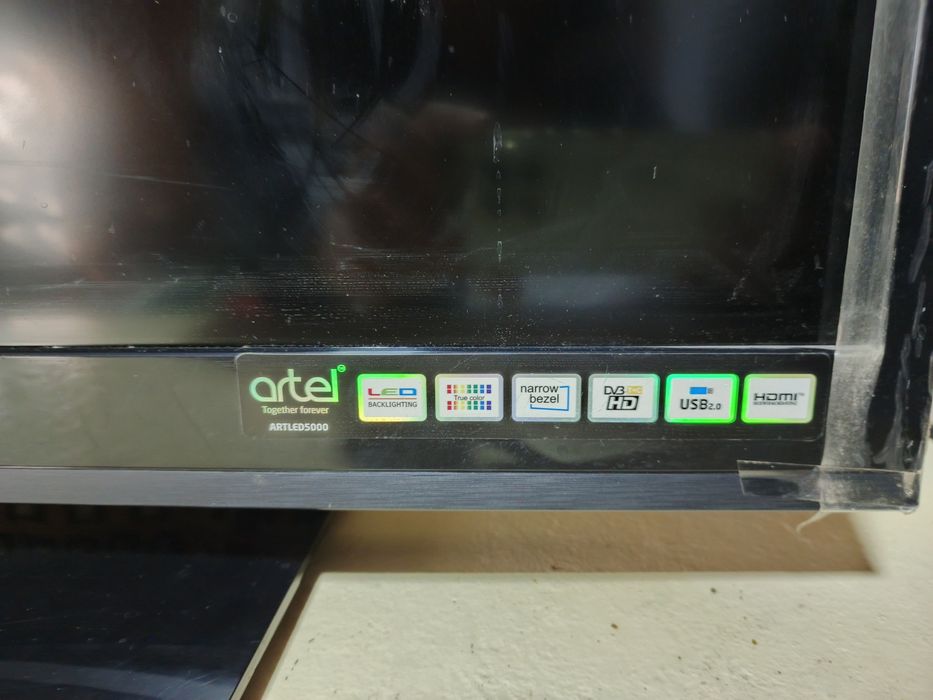 Телевизор Artel 32 дюйма