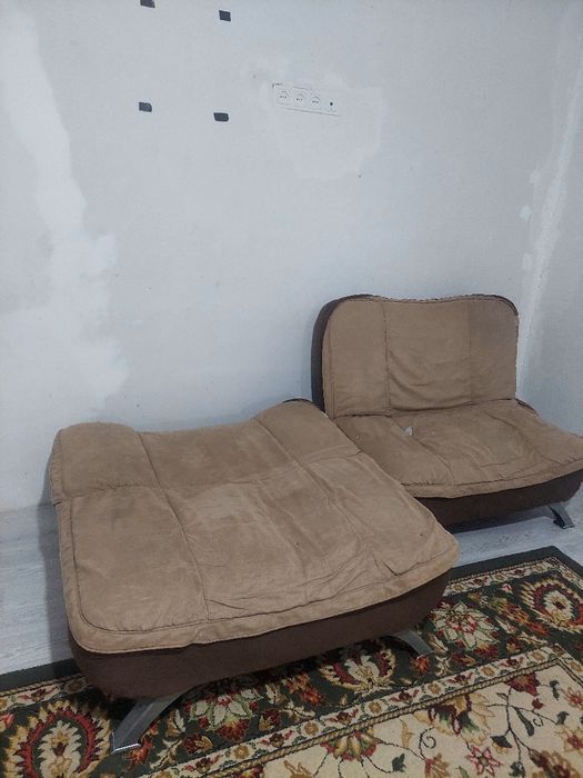 Бу стол 1.2×2.5метр.манеж ,диван кресло