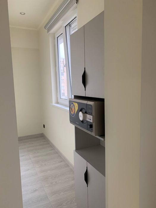 Сдаётся. 1 комнатный квартира  5/9. метро  Айбек.