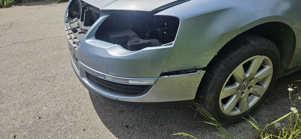 Предна броня Маска Радиатори Перка Греди за VW Passat/Пасат B6 2.0 TDI