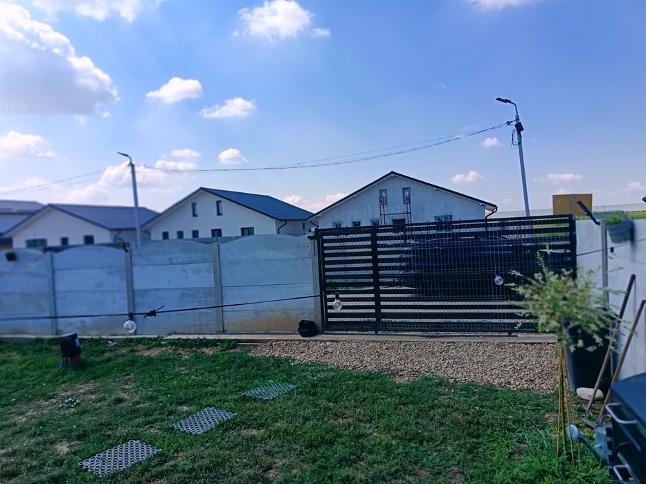 Teren 450mp+ Dubla deschidere +P3+Utilități +A0-A1  posibilitate extindere si lot 2-380V