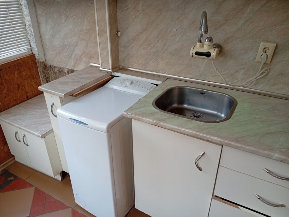 Продавам кухненско обзавеждане