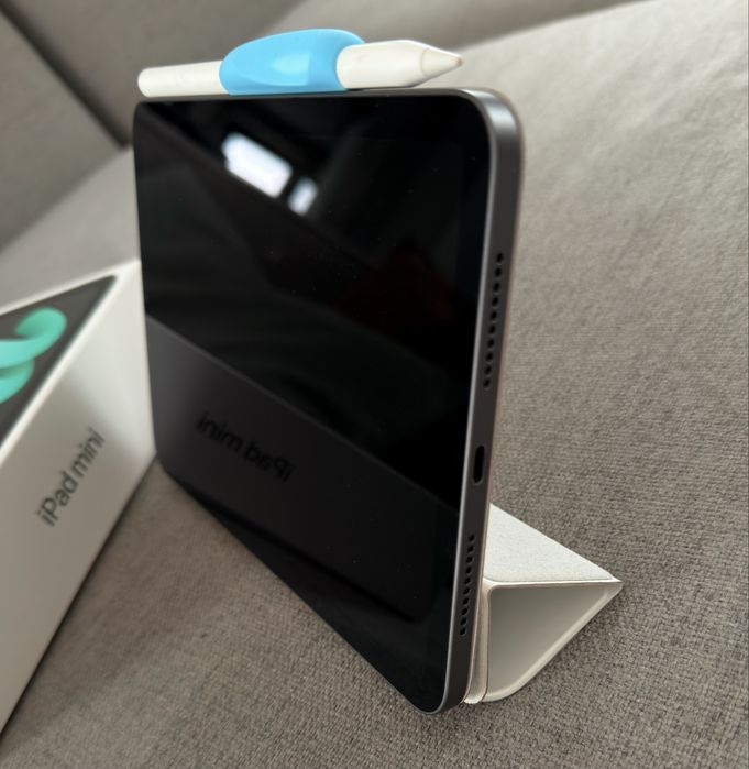 Vand combo iPad mini 6 wifi 256 gb cu apple pencil pro si husa