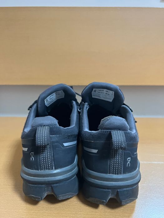 Продам фирменные кроссовки QC