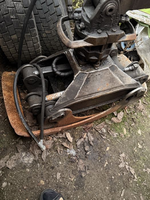 Graifer forestier cu rotitor