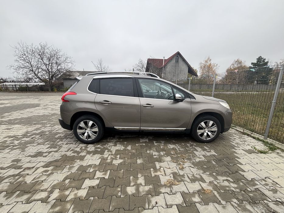 Peugeot 2008 automat 1.6hdi