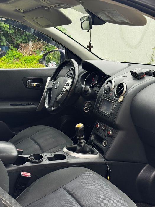 Nissan Qashqai+2