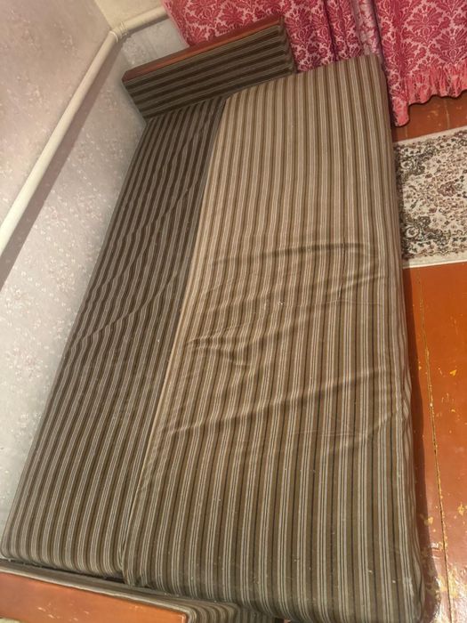 Продам Диван отличный