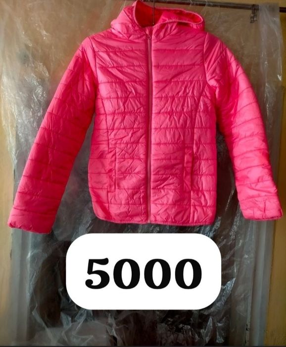 Продам куртки на девочку до 13 лет