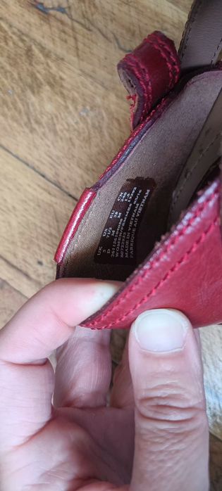 Сандали и пролетни кецове