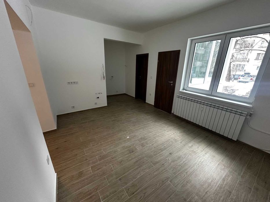 Дава се под наем Двустаен апартамент в София, Център - 52 кв.м за 800 € - Снимка #9