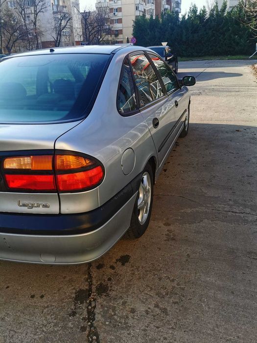 Renaul Laguna 1.9 benzina