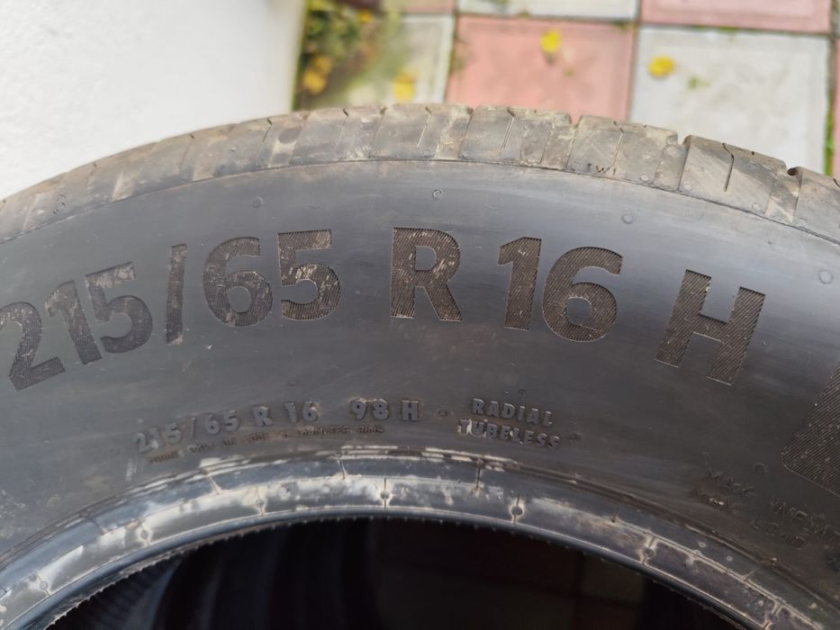 Anvelope 215 65 R16 vara continental dot 2023