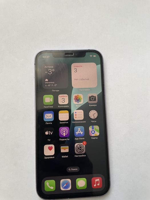 Айфон 12 в хорошем состоянии