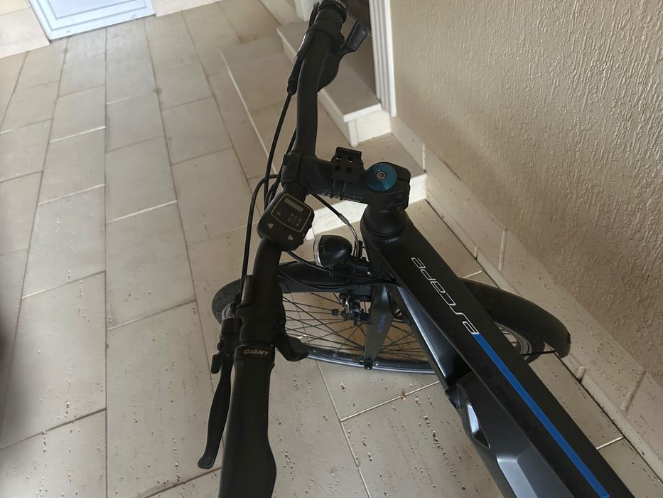 Vând bicicleta stare foarte buna