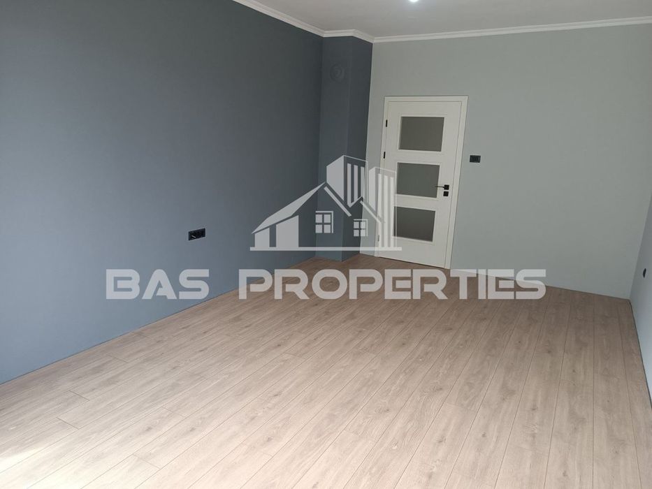 Продава се Тристаен апартамент в София, Гоце Делчев - 84 кв.м за 3215 €/кв.м - Снимка #2