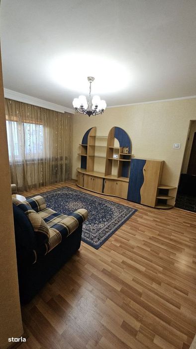 Piata farului-apartament 3 camere cu gaze
