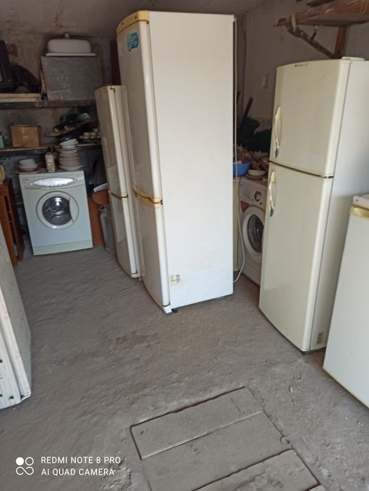 Продам рабочие холодильники морозильники