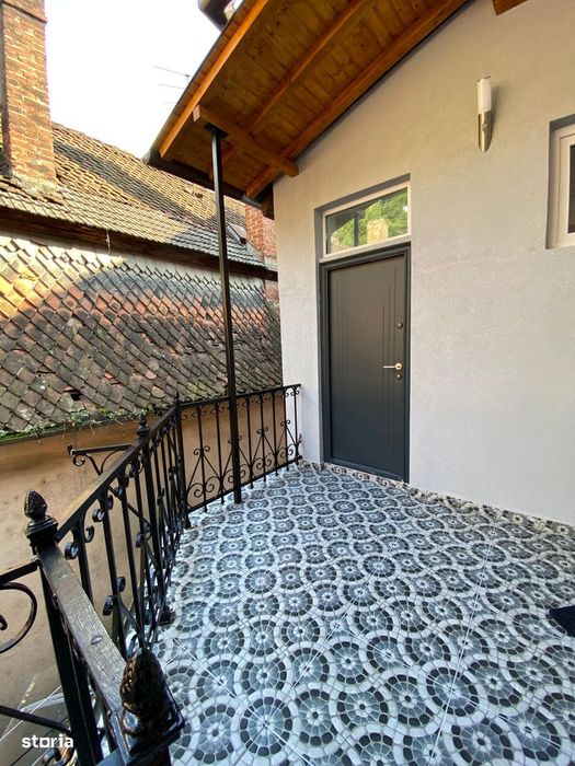 De vanzare apartament central, 2 camere tip Studio