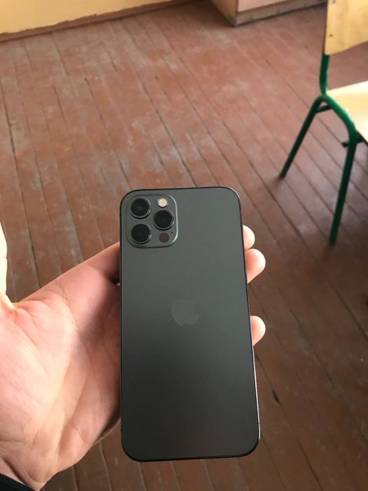 Iphone 12 pro alo darajada hamma nerasi radnoy