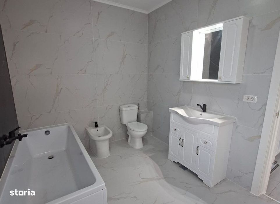Casa 4 camere Miroslava , 105 metri Cod:163041