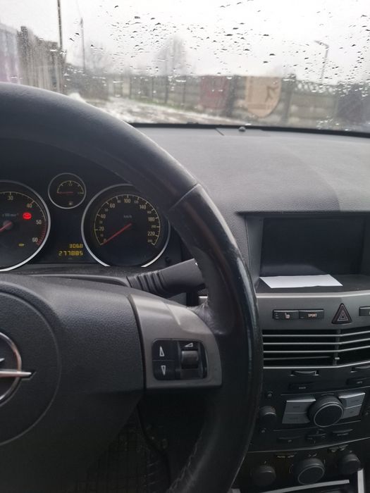 Vând Opel Astra h