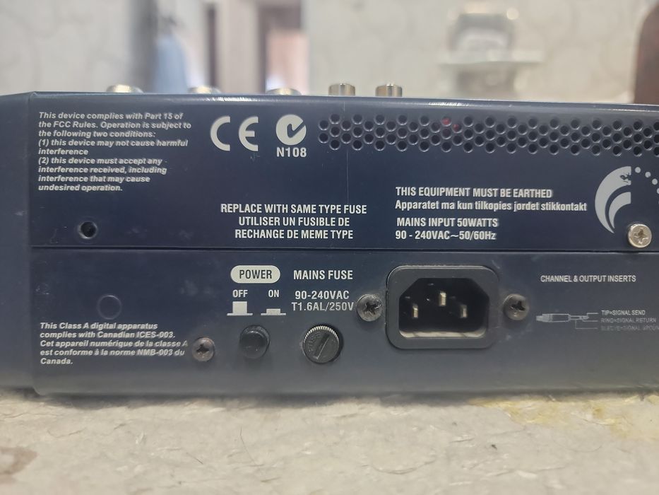 “Soundcraft MFX8/2 original mikser sotiladi”