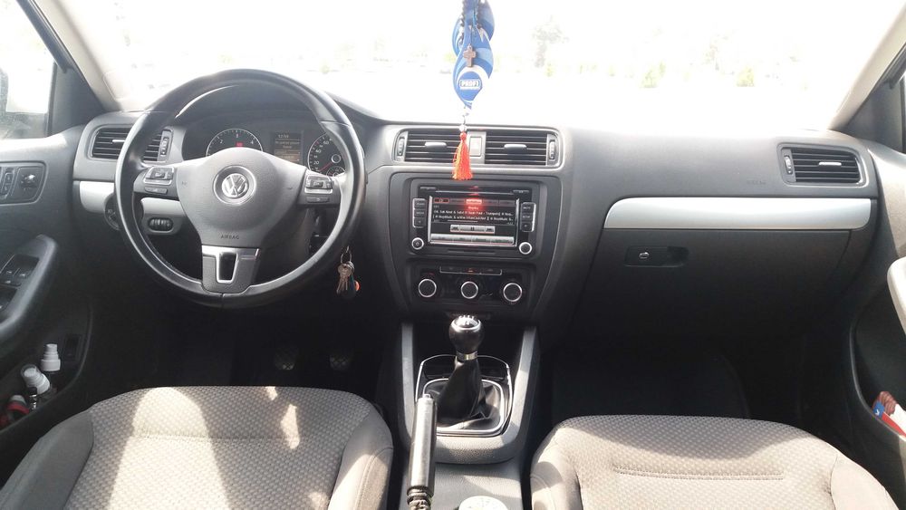 VW Jetta 2012/variante Mercedes CLA/AMG 2019