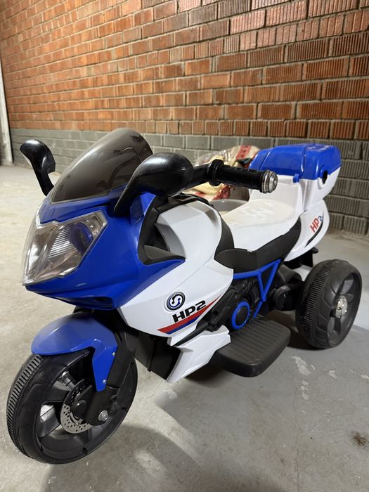 Мотоцикл на акумуляторе