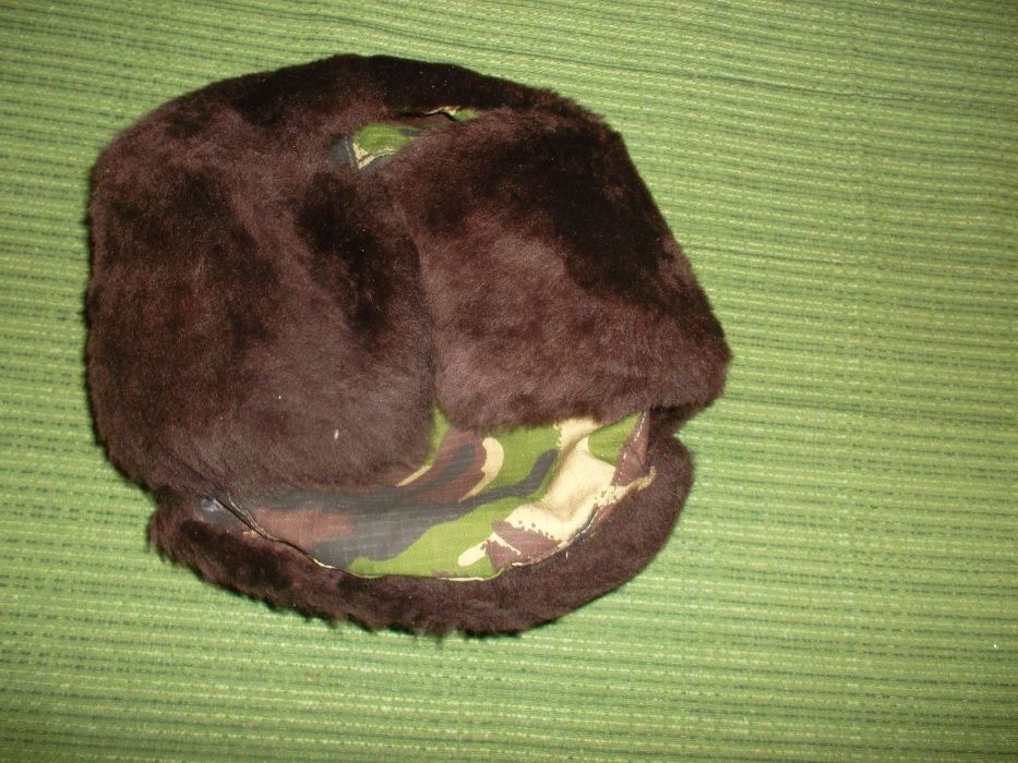 Caciula militara,fes mitar