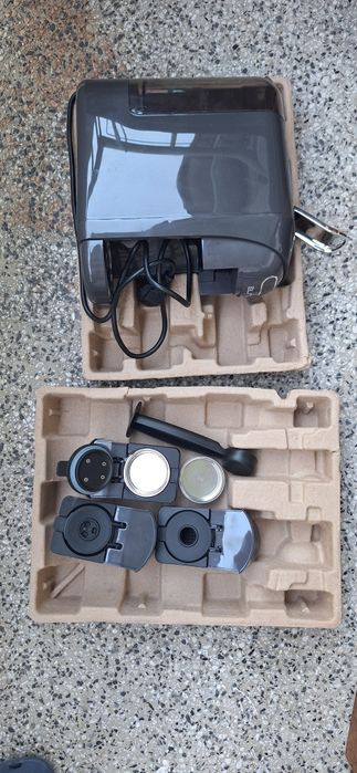 Кафемашина за капсули и мляно кафе Elite CCM-1278GR