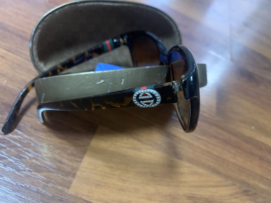 Продавам слънчеви очила Gucci