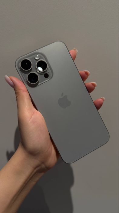 Продам свой Iphone 15 Pro Max 256gb Natural в идеальном состаяние